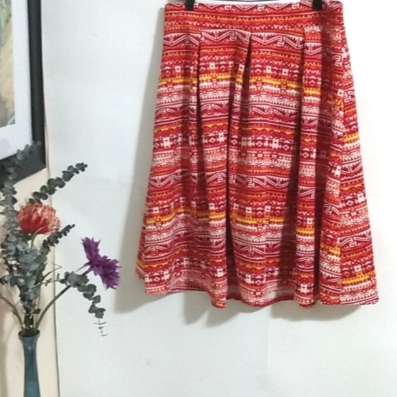 ASHLEY STEWART NWT BOX PLEATED SKIRT SIZE 18/20 - Picture 1 of 9